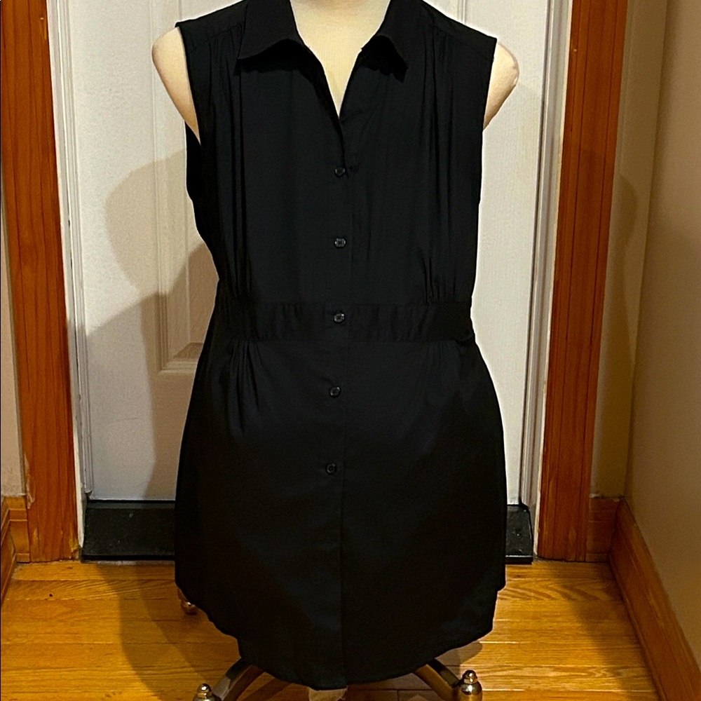 NWT Destination Maternity Black Button-Down sleeveless shirt